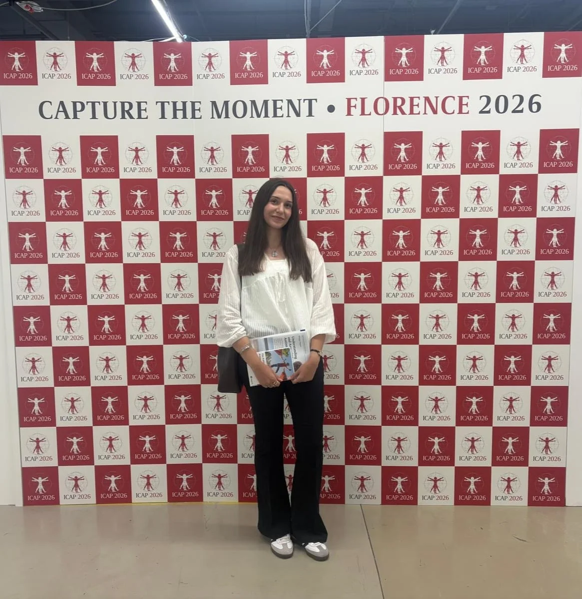 Bölümümüz araştırma görevlilerinden Berfin Gökkaya ve Şeyma Begüm Harmancı, Floransa'da düzenlenen Uluslararası Psikoloji Kongresinde sözlü bildiri gerçekleştirmiştir.